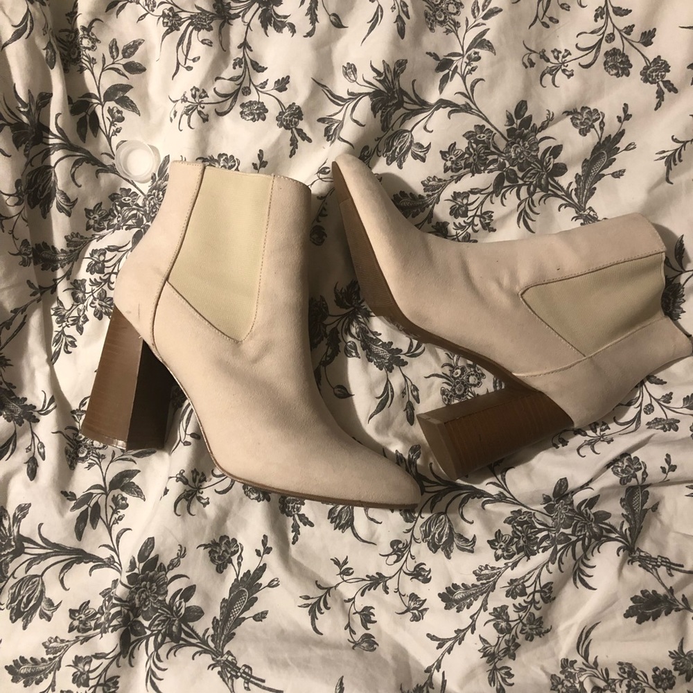 Forever 21 cream booties